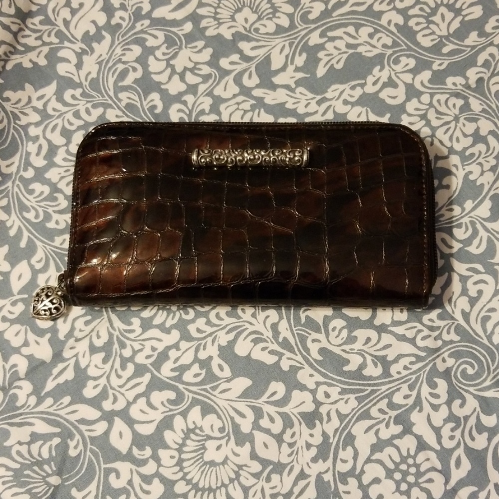*FREE Brighton brown long Alligator wallet